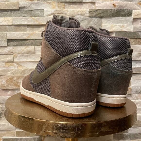 Nike Dunk Sky Hi Wedge 10 | Olive Brown Suede Mesh Sneaker 579763-300 - Picture 3 of 9